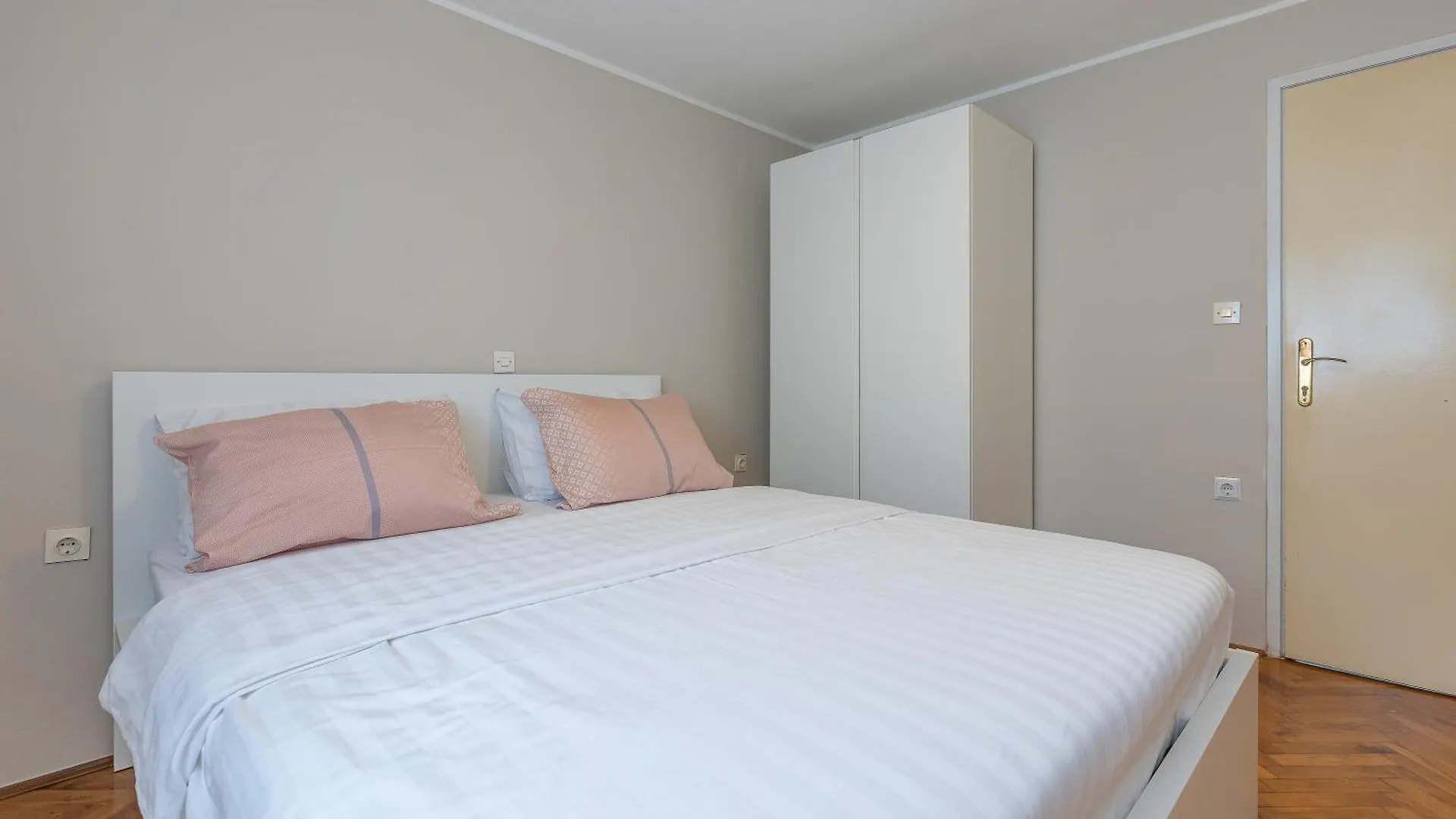 Manu Apartment Pula Croatia